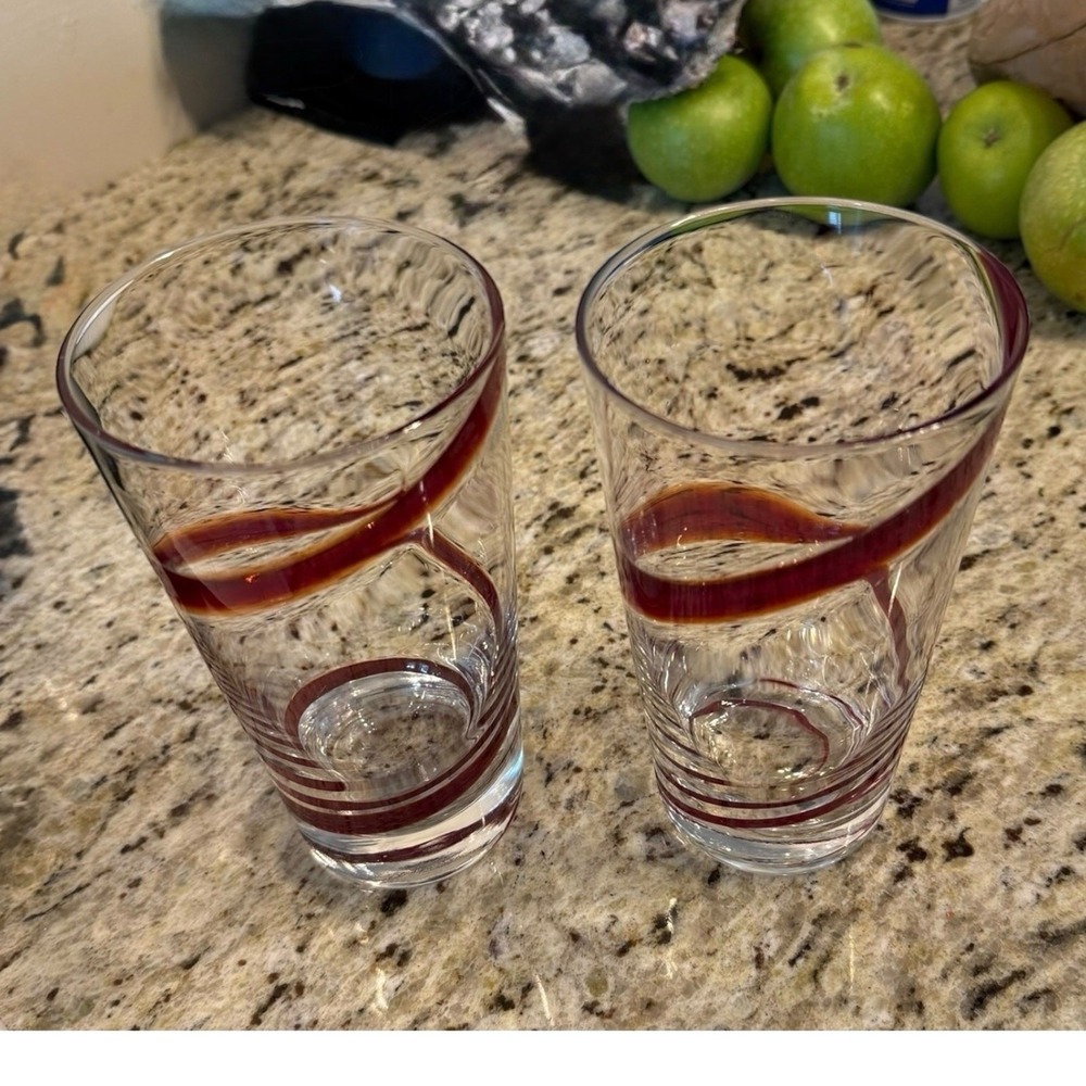 2- Pier One SWIRLINE Red Swirl Tumblers High Ball Drinking Glasses 16 oz Retired